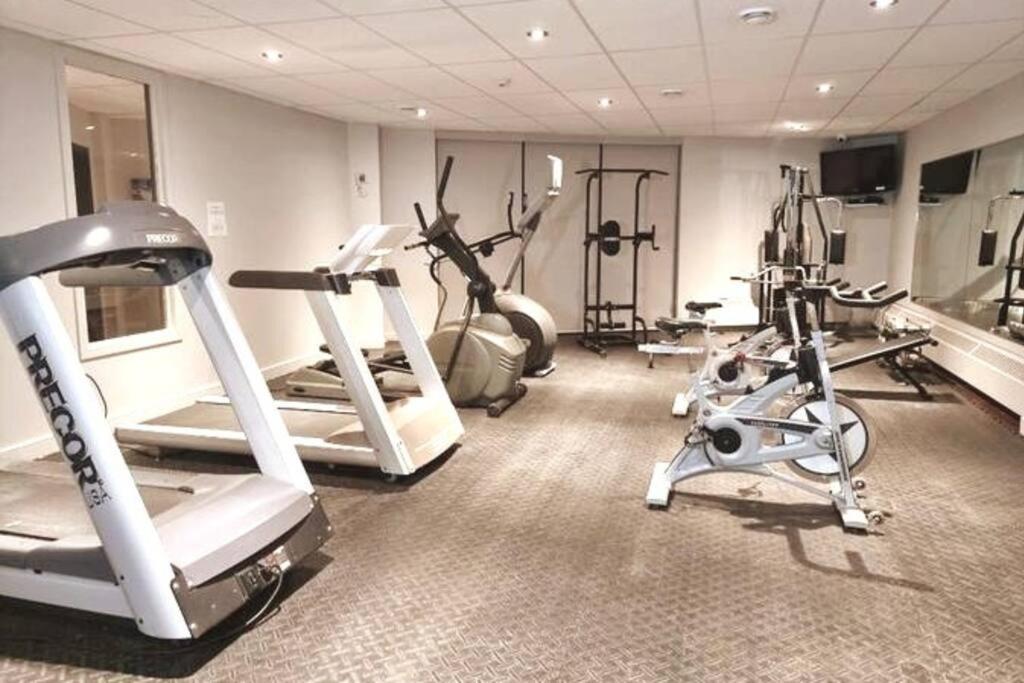 Cozy Spacious 1-Bdr Studio #8. Free Parking Gatineau Bagian luar foto